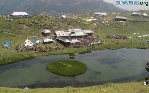 parashar lake view crowd , Mandi, Himachal Pradesh